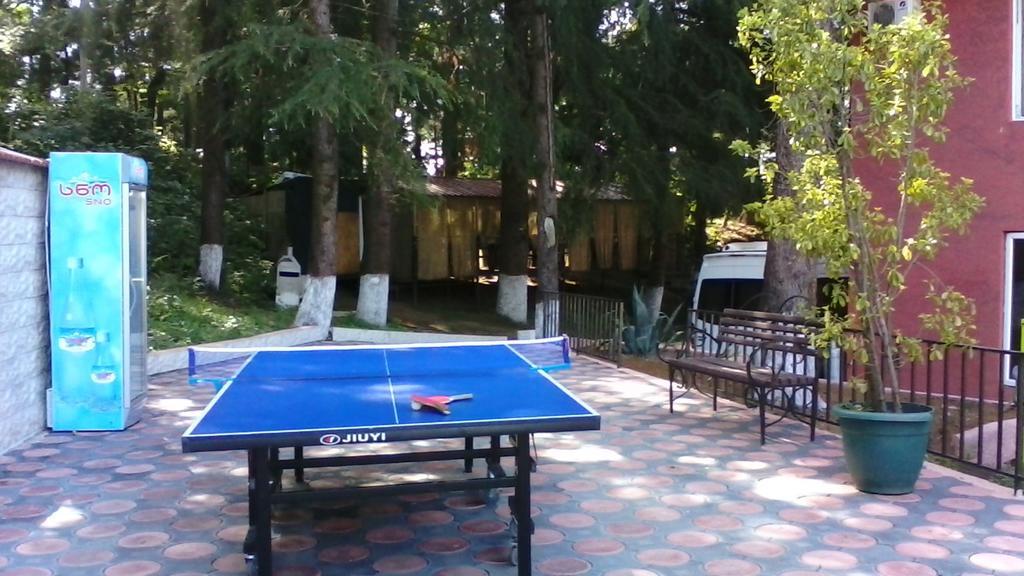 Hulus Hotel Makhindzsauri Kültér fotó